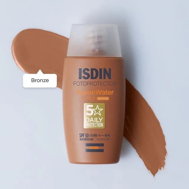 ضد آفتاب فیوژن واتر رنگی لایت LIGHT ایزدین